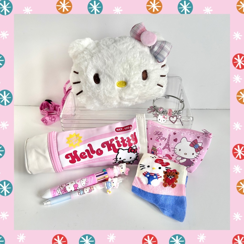 💖(HK327) Hello Kitty Adorable 7-Piece Cozy Plush Purse Bundle!